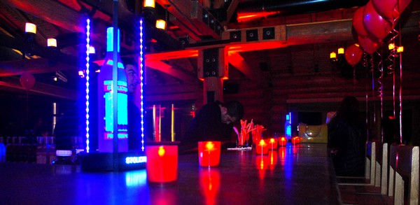 L apres Opening Christmas BASH